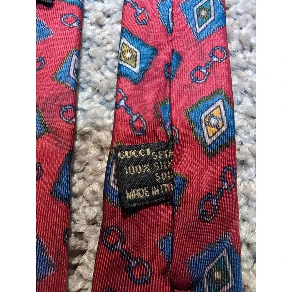 GUCCI Silk Tie Burgundy‎ Red Horse Bit Diamond Pattern Men's Made in Italy